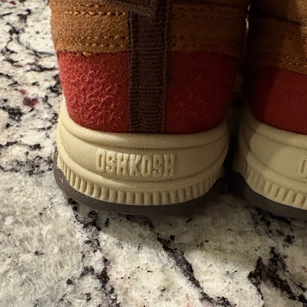 OshKosh B'gosh Tan and Blue Kids Boots - Picture 6 of 6